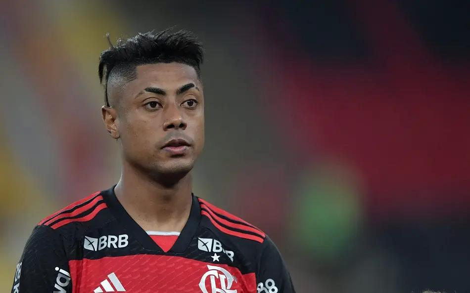 半岛体育网址-官方：弗拉门戈球员恩里克因涉嫌故意染黄被禁赛12场+罚款6万雷亚尔