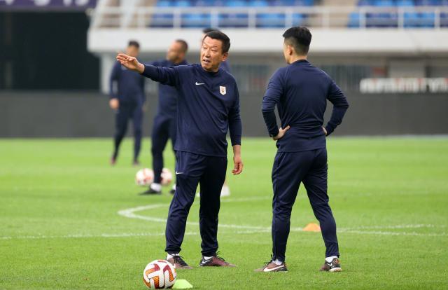 半岛体育在线-崔康熙的复兴泰山计划:第1年有考核 小将先靠边站