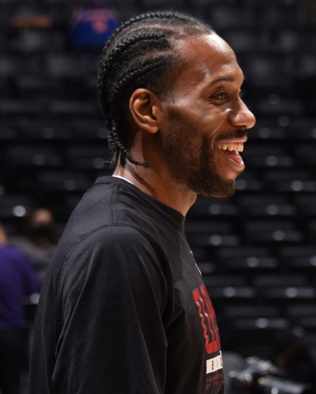 半岛体育官网-小卡：季后赛最重要的是调整心态 我对球队有信心